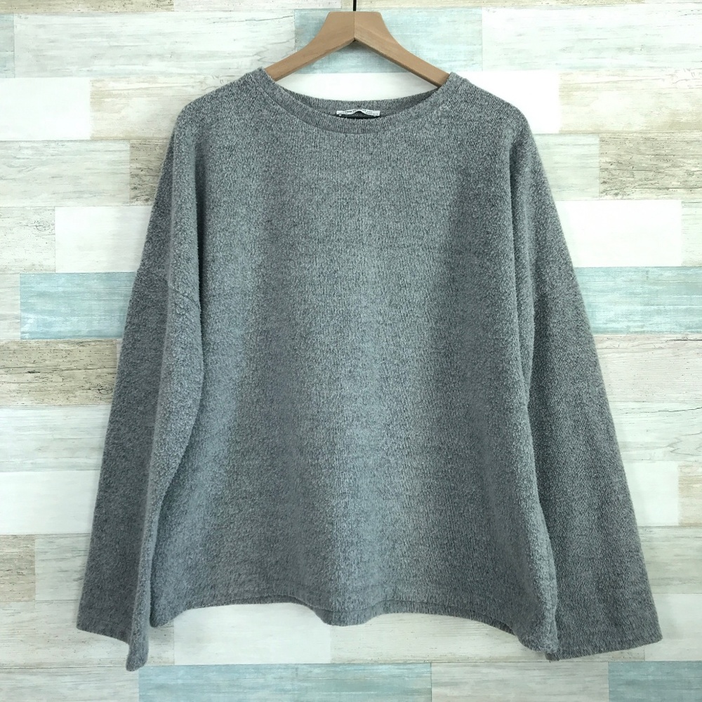 SOLD Oversized Boxy Sweater Gray Fuzzy Knit Zara - Picture 1 of 6